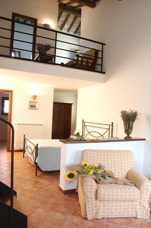 Agriturismo Collepina 阿米里亚 客房 照片